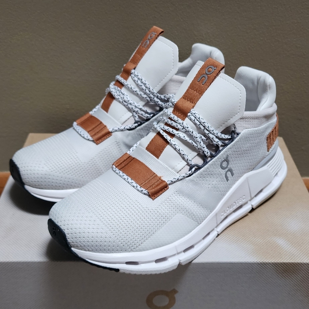 On Cloud Cloudnova, women's 8 NEW